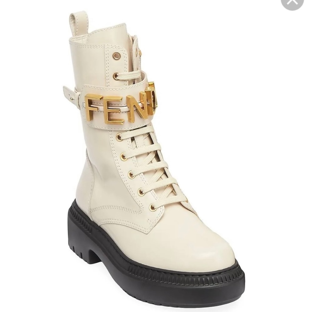 Fendi - graphy White Boots
